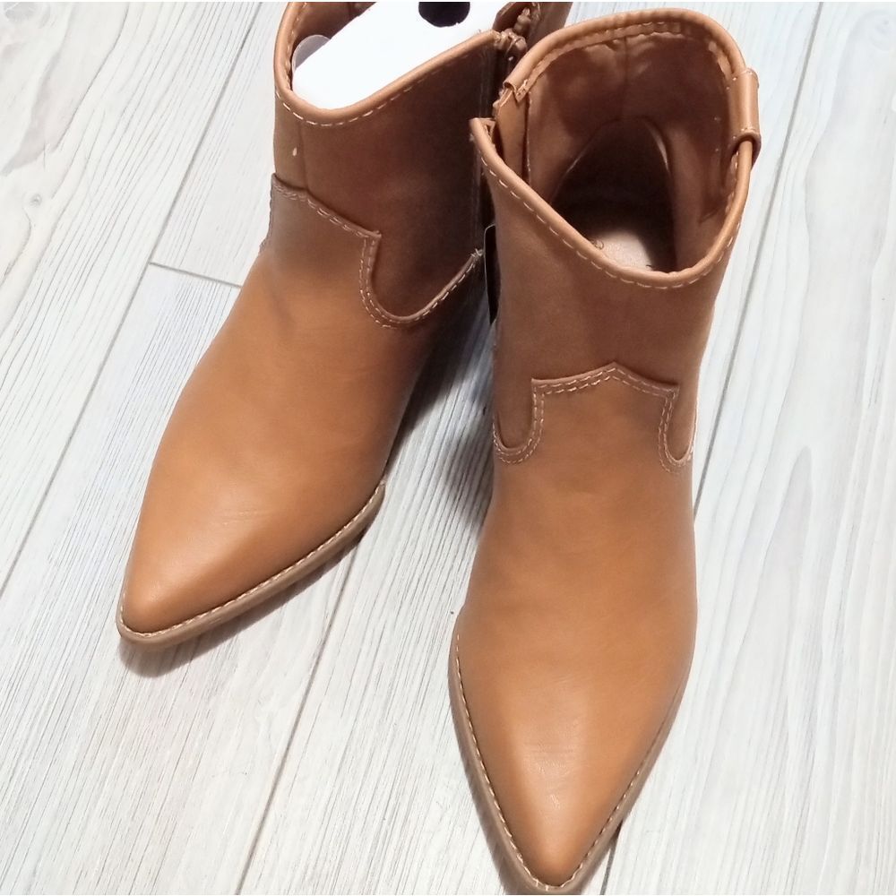 (8-4301) Universal Thread Kay Women's Boot Sz 8.5 - Picture 11 of 11